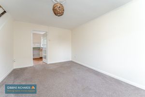 Sitting Room- click for photo gallery